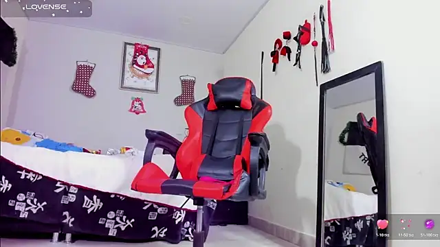 AlejoKhalifa  online show from 12/21/25, 09:33