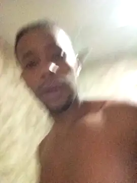 AlejoKhalifa  online show from 03/03/26, 11:39