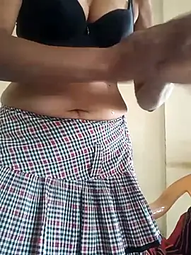 sunita6009 online show from 04/07/26, 08:27