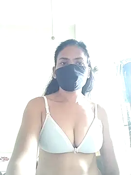 Snapshot of sunita6009 chatting on 07/12/26, 03:51 sunita6009 online show from 07/12/26, 03:51