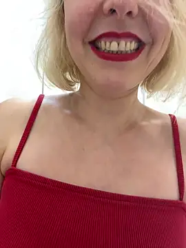 Yourdirtybitch online show from 06/09/26, 05:58