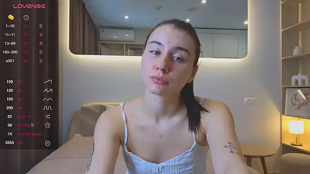 Snapshot of Vostok-6 chatting on 11/26/25, 01:44 Vostok-6 online show from 11/26/25, 01:44