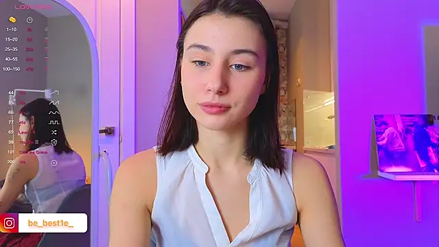Snapshot of Vostok-6 chatting on 02/11/25, 10:03 Vostok-6 online show from 02/11/25, 10:03