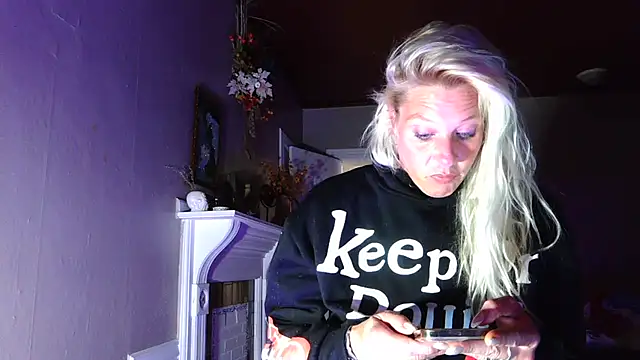 Glamazonx online show from 09/17/25, 12:18