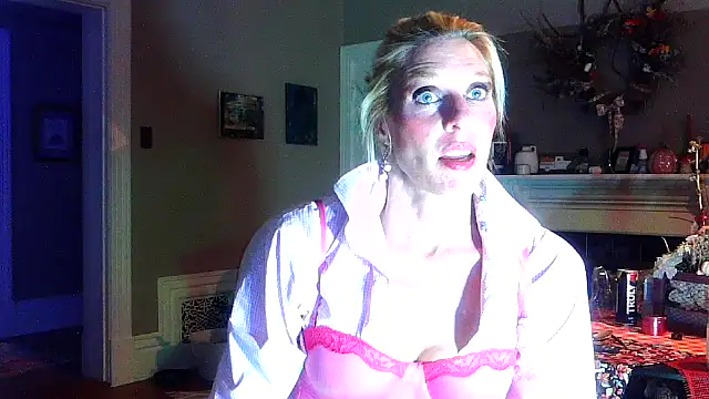 Glamazonx online show from 10/28/25, 03:51