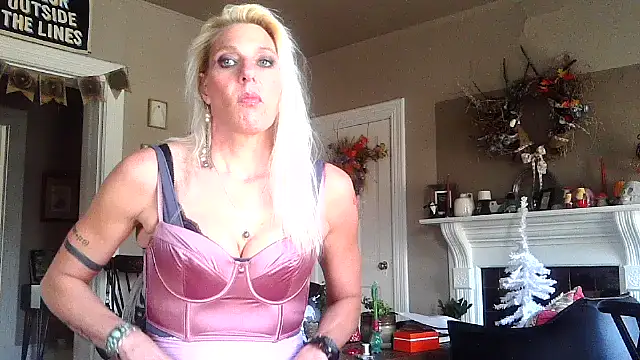 Glamazonx online show from 11/14/25, 03:59