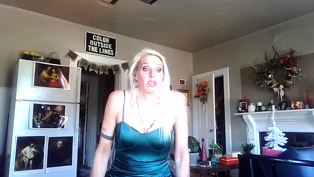 Glamazonx online show from 11/12/25, 10:24