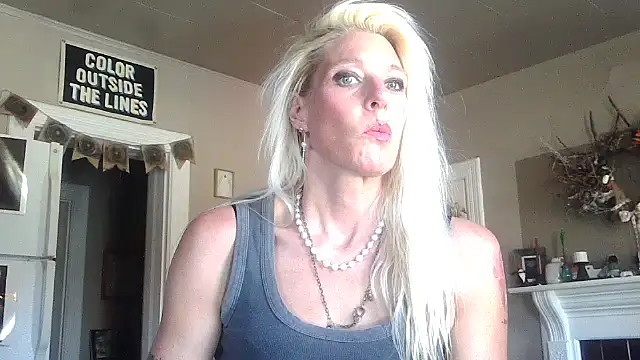 Glamazonx online show from 11/05/25, 08:12