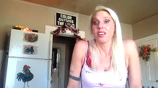 Glamazonx online show from 11/18/25, 08:12