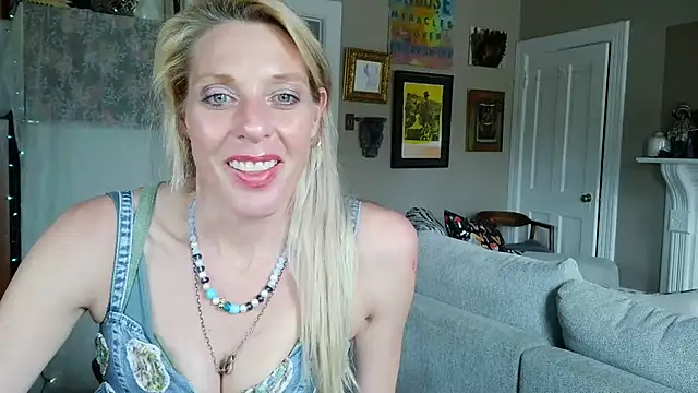 Glamazonx online show from 04/14/26, 06:57