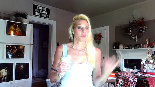 Glamazonx online show from 10/26/25, 01:55