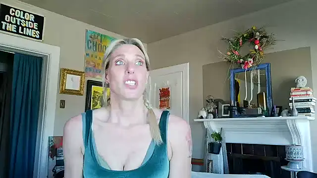 Glamazonx online show from 02/10/26, 09:47