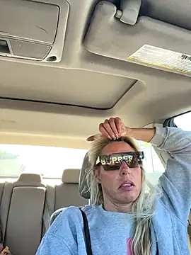 Glamazonx online show from 10/01/25, 04:44