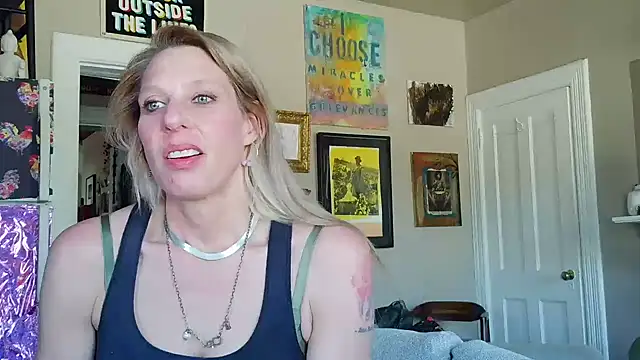 Glamazonx online show from 03/09/26, 10:02