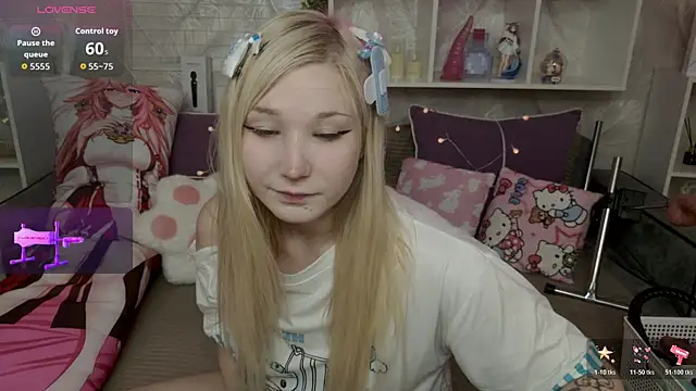 MeowkaKitty online show from 12/03/25, 01:50