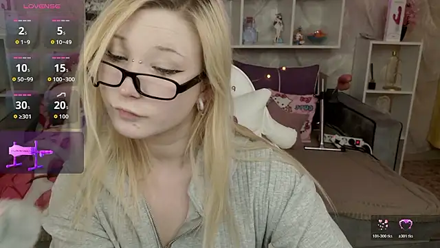 MeowkaKitty online show from 02/25/26, 02:12