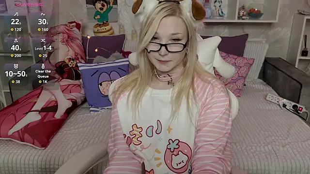 MeowkaKitty online show from 03/15/26, 02:29