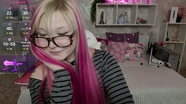 MeowkaKitty online show from 04/04/26, 01:45