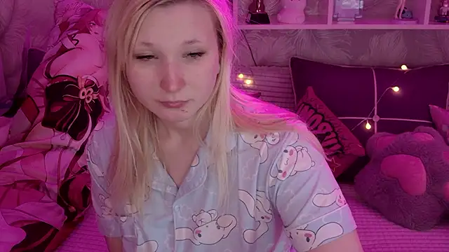 MeowkaKitty online show from 02/14/26, 02:56