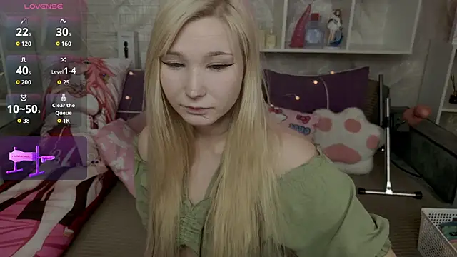 MeowkaKitty online show from 12/01/25, 02:01