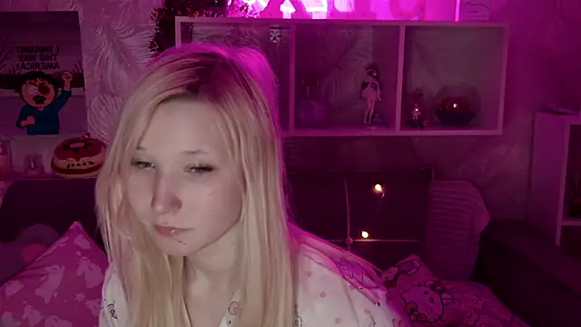 MeowkaKitty online show from 02/07/26, 02:19