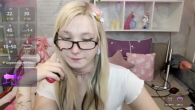 MeowkaKitty online show from 09/29/25, 01:45