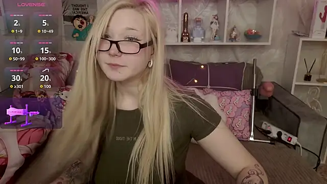 MeowkaKitty online show from 01/08/26, 03:01