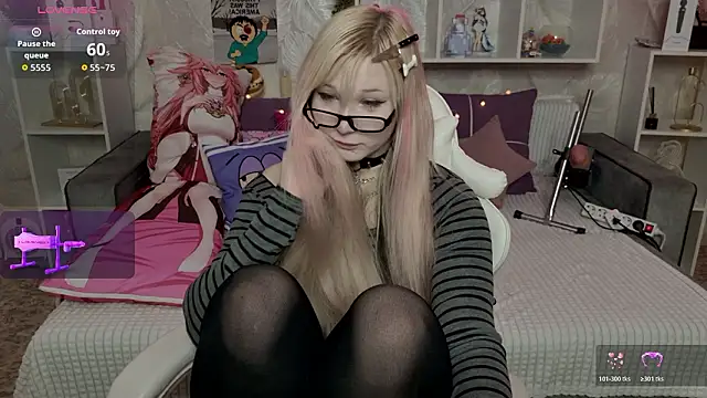 MeowkaKitty online show from 03/28/26, 02:56