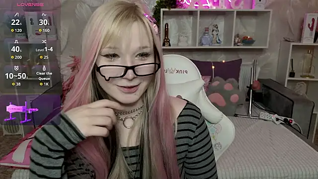 MeowkaKitty online show from 03/22/26, 01:53