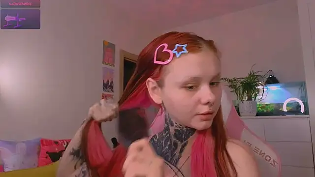 Britney Lynch online show from 11/13/25, 07:18