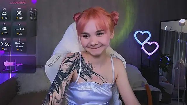 Britney Lynch online show from 03/22/25, 06:47