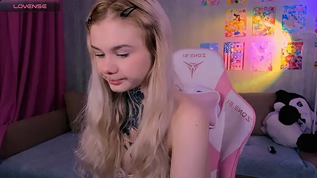 Britney Lynch online show from 03/04/26, 07:10