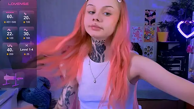 Britney Lynch online show from 09/27/25, 08:04