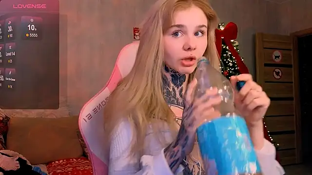 Britney Lynch online show from 01/13/26, 08:02