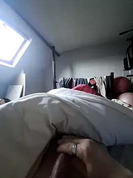 olivier59930 online show from 03/02/25, 06:48