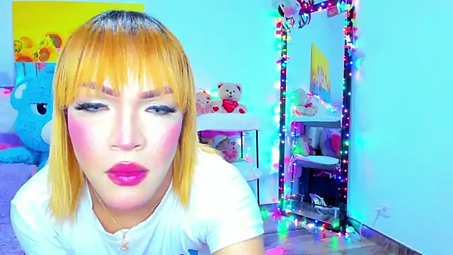 Snapshot of Candy_Candy__ chatting on 02/15/26, 02:12 Candy Candy online show from 02/15/26, 02:12