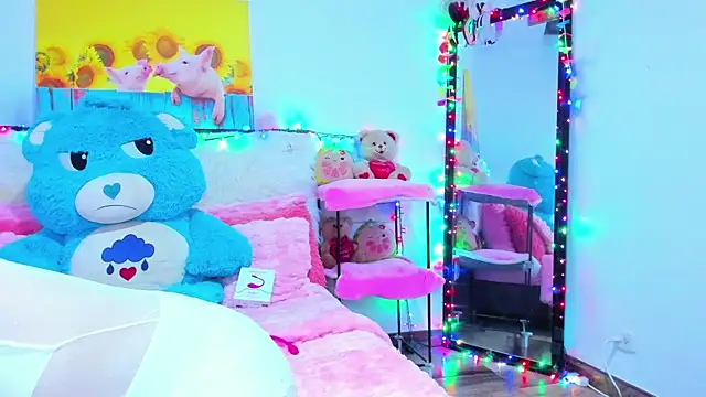Candy Candy   online show from 05/22/26, 03:26