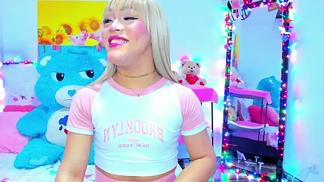 Snapshot of Candy_Candy__ chatting on 01/14/26, 07:28 Candy Candy online show from 01/14/26, 07:28