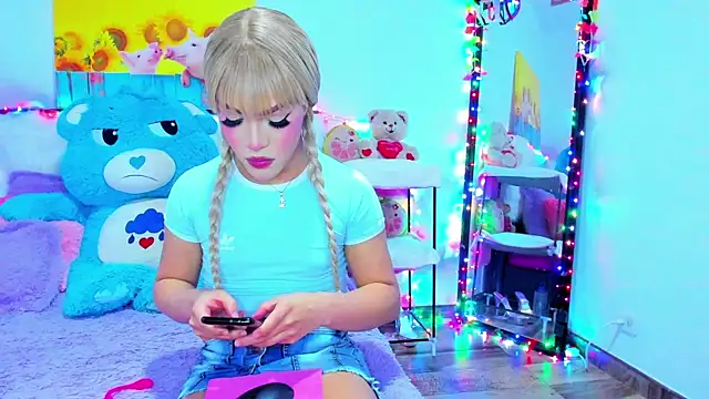 Snapshot of Candy_Candy__ chatting on 02/08/26, 11:24 Candy Candy online show from 02/08/26, 11:24