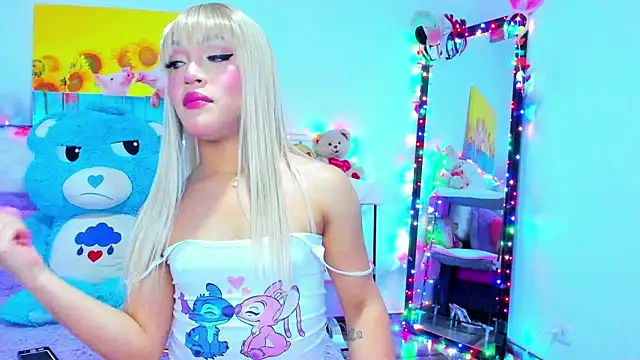 Snapshot of Candy_Candy__ chatting on 02/15/26, 09:58 Candy Candy online show from 02/15/26, 09:58