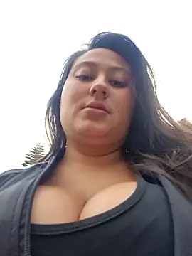 Celeem  online show from 11/18/25, 10:13