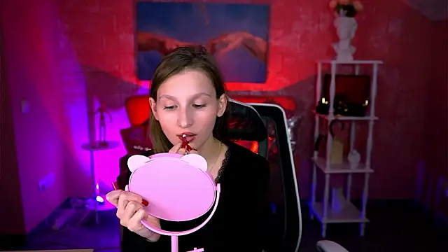 EllaHorton online show from 02/24/26, 04:30