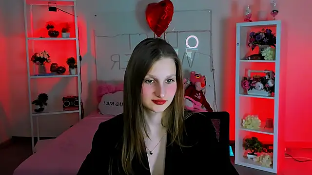 Snapshot of EllaHorton chatting on 02/27/25, 07:04 EllaHorton online show from 02/27/25, 07:04