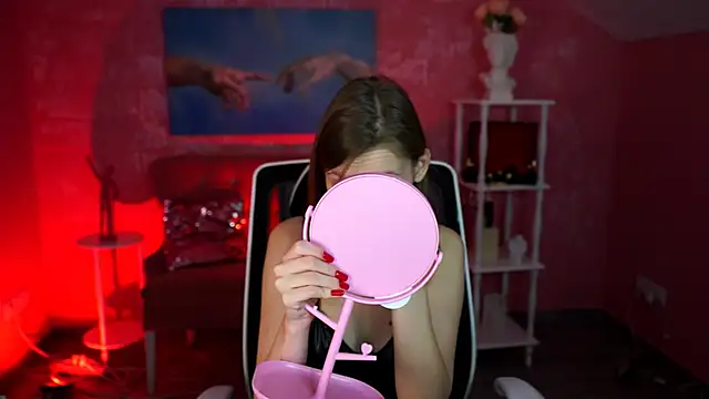 EllaHorton online show from 04/12/26, 07:11