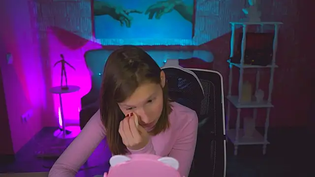 EllaHorton online show from 11/11/25, 04:24