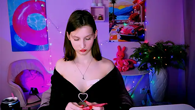 EllaHorton online show from 04/27/26, 03:54