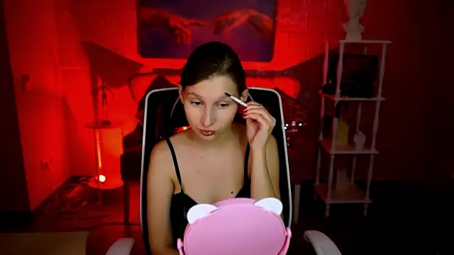 EllaHorton online show from 03/04/26, 05:31