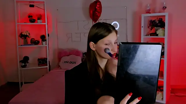 Snapshot of EllaHorton chatting on 02/27/25, 03:59 EllaHorton online show from 02/27/25, 03:59