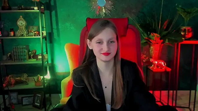 Snapshot of EllaHorton chatting on 02/28/25, 03:37 EllaHorton online show from 02/28/25, 03:37