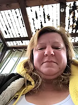 jusichka online show from 12/16/25, 09:02